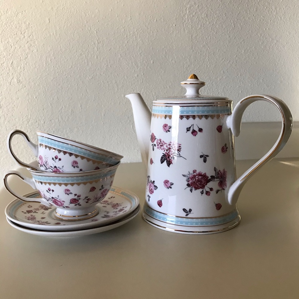 Grace's Teaware Pink Rose Tea Set